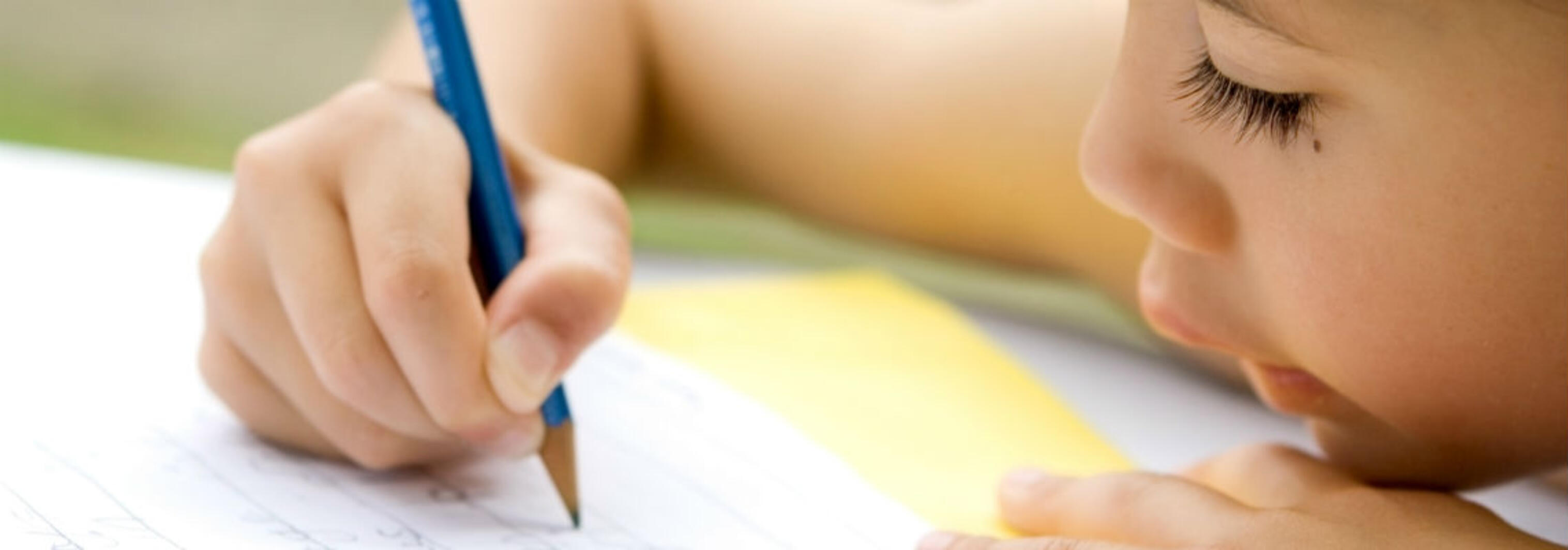 shutterstock_summer_journaling1140x400 shutterstock_summer_journaling1140x400