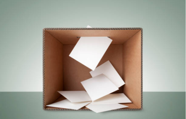 Cardboard box mailbox