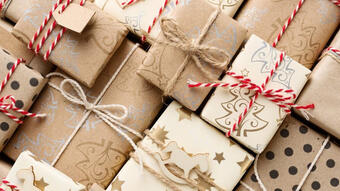 Kraft paper gift wrapping